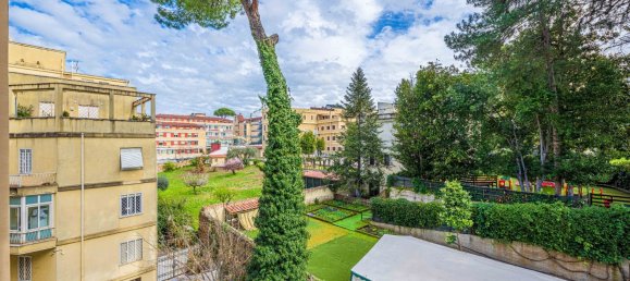 4 rooms Apartment in Rome, Italy No. 200995 18
