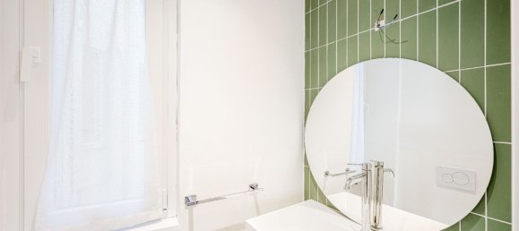 4 rooms Apartment in Rome, Italy No. 200995 2