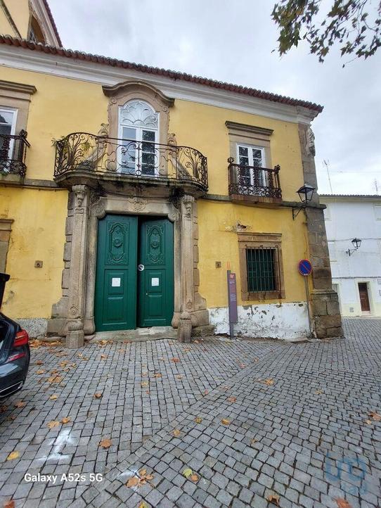 423m² Building in Portalegre, Portugal No. 228204