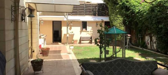 4 bedrooms Commercial property in Strovolos, Cyprus No. 18027 3