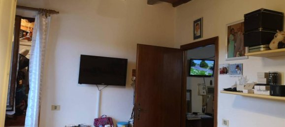 2 rooms Apartment in Terranuova Bracciolini, Italy No. 32819 20