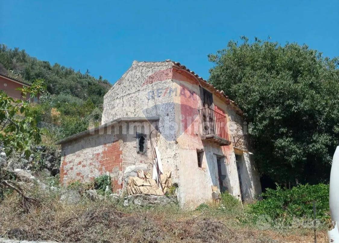 Дом с 3 спальнями в Монреале, Италия № 264369