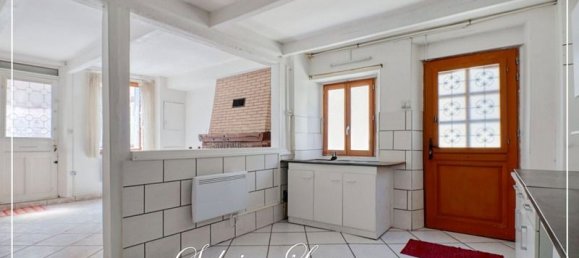 3 Schlafzimmer Haus in Sezanne, France, Nr. 58208 4