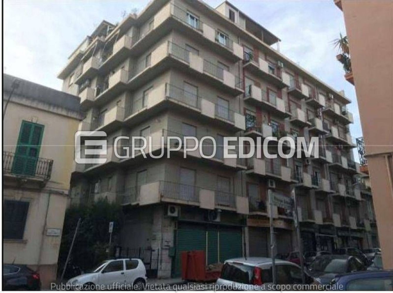 Apartamento de 3 divisões em Messina, Italy N.º 50358
