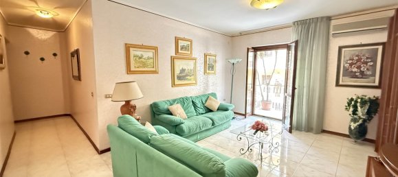 3 chambres Appartement à Tremestieri Etneo, Italy No. 259528 2