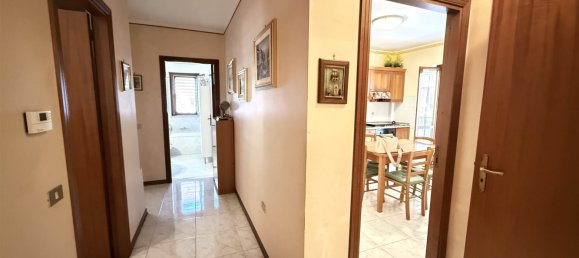 3 chambres Appartement à Tremestieri Etneo, Italy No. 259528 9