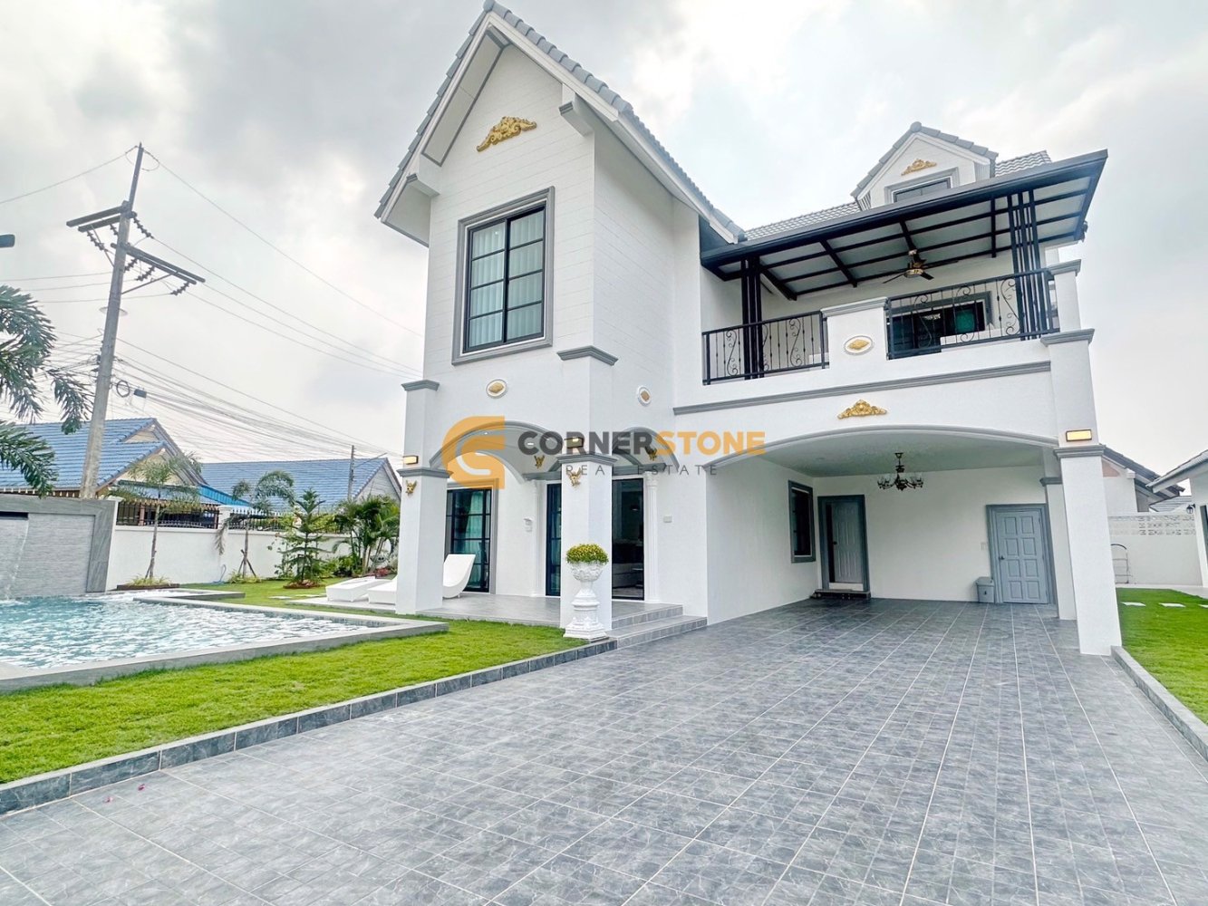486m² House in Pattaya, Thailand No. 26894