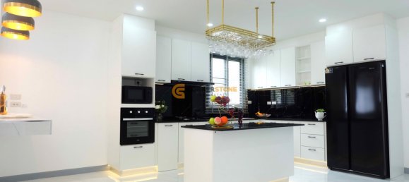 486m² House in Pattaya, Thailand No. 26894 11