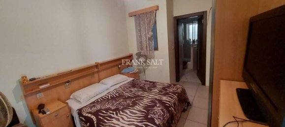 Apartamento de 3 dormitorios en Marsalforn, Malta No. 5812 4