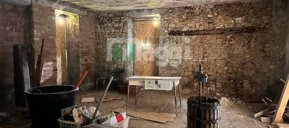 6 bedrooms House in Salsomaggiore Terme, Italy No. 209561 31