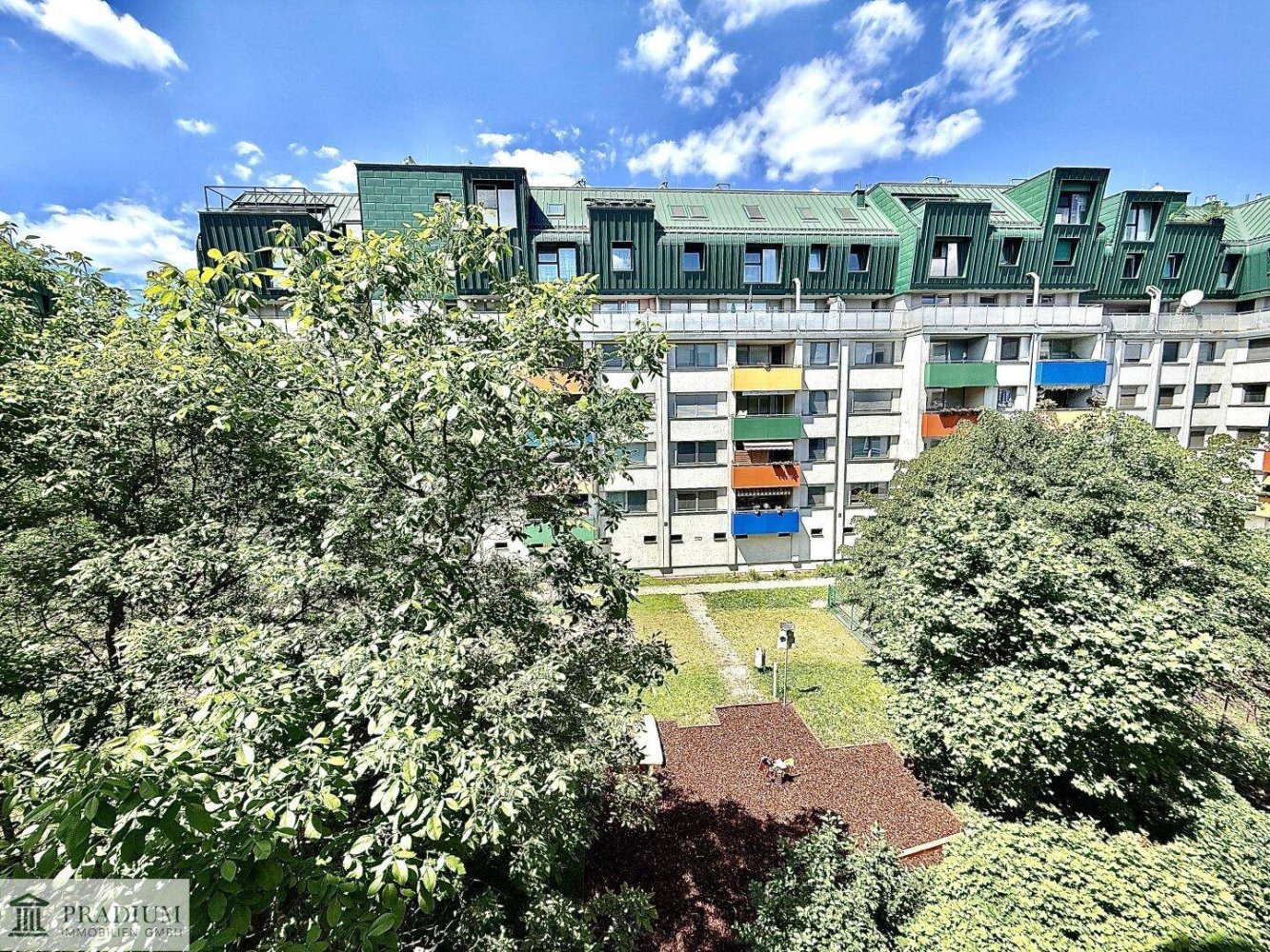 4 rooms Apartment in Simmering, Austria No. 185039