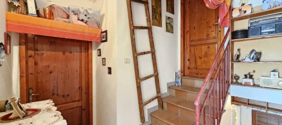 3 rooms House in Marliana, Italy No. 35924 65