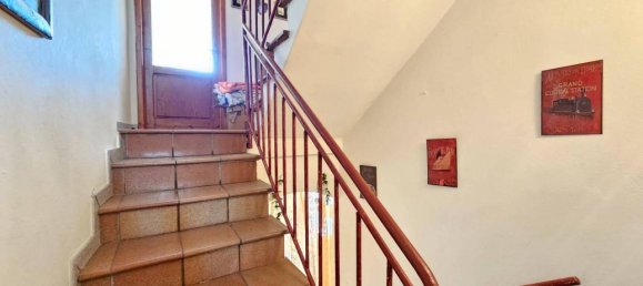 3 rooms House in Marliana, Italy No. 35924 64