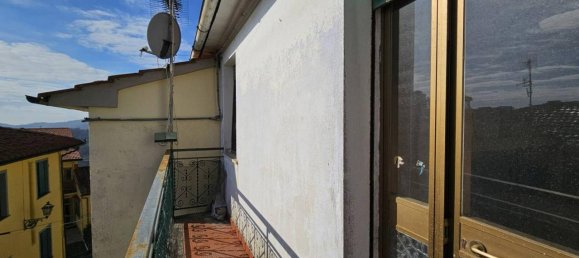 3 rooms House in Marliana, Italy No. 35924 50
