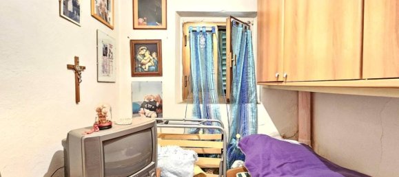 3 rooms House in Marliana, Italy No. 35924 59