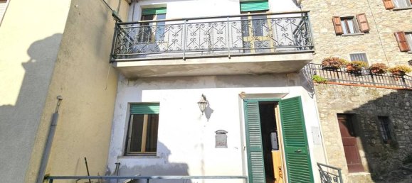 3 rooms House in Marliana, Italy No. 35924 2