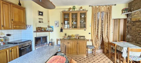 3 rooms House in Marliana, Italy No. 35924 17