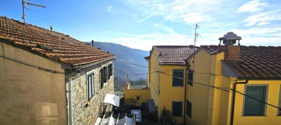 3 rooms House in Marliana, Italy No. 35924 53