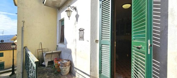 3 rooms House in Marliana, Italy No. 35924 6