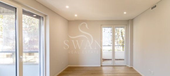 3 bedrooms Apartment in Cascais, Portugal No. 130009 8