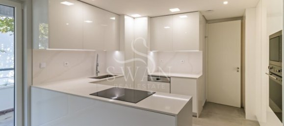 3 bedrooms Apartment in Cascais, Portugal No. 130009 25