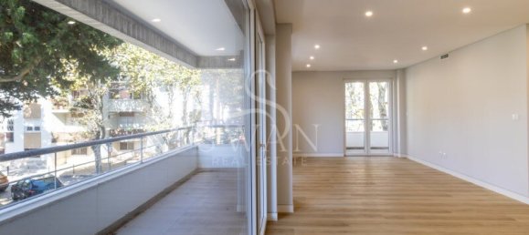 3 bedrooms Apartment in Cascais, Portugal No. 130009 5