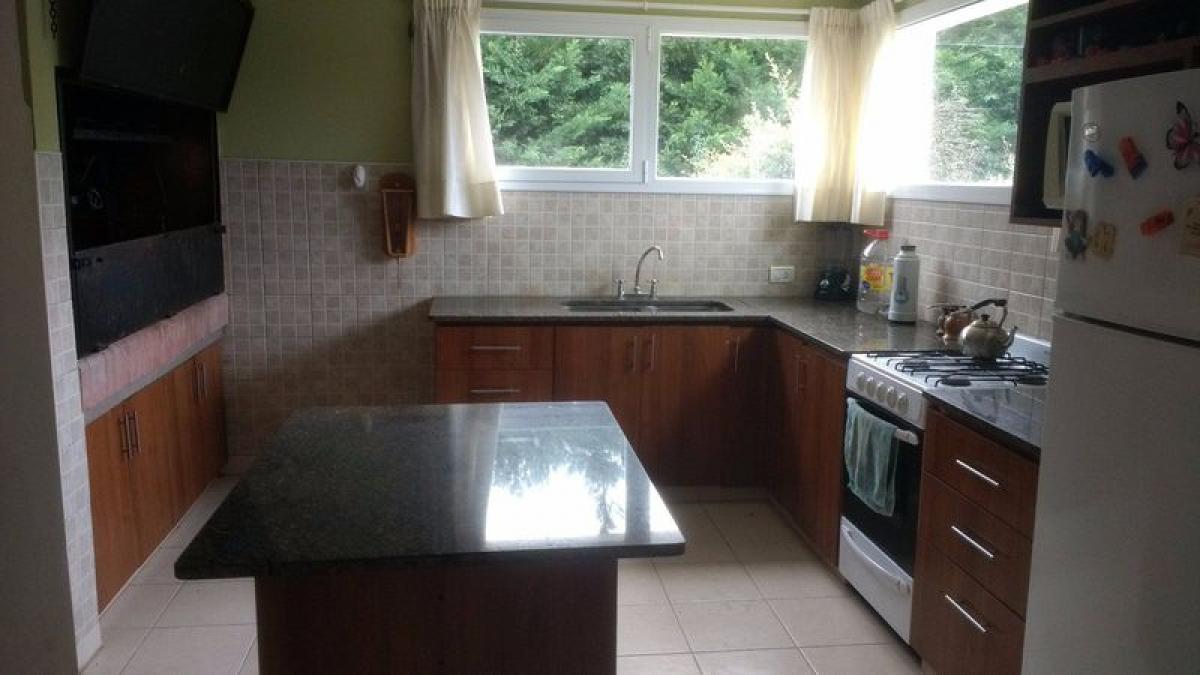 Casa de 2 dormitorios en Mar del Plata, Argentina No. 86801