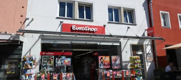 Bâtiment à Neustadt an der Waldnaab, Germany 491m² No. 305806 2