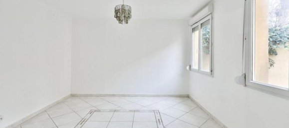 5 Schlafzimmer Haus in Saint-Denis, France, Nr. 311226 3