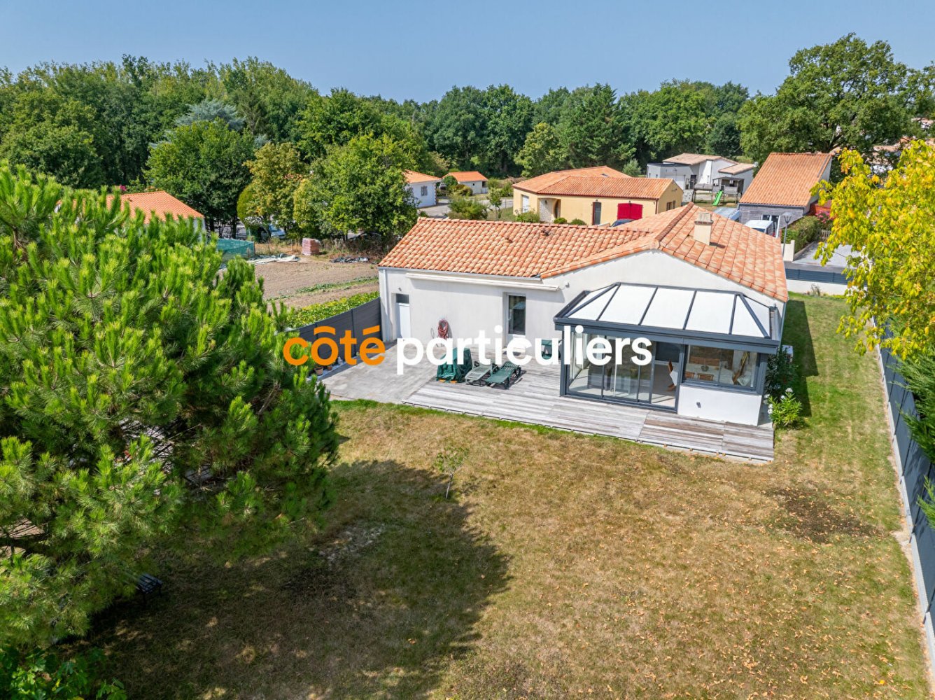 Casa de 3 dormitorios en Vendee, France No. 360566