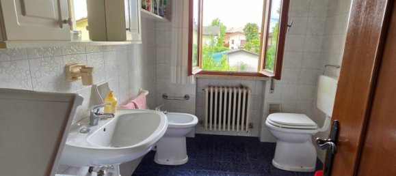 3 bedrooms House in Gaiarine, Italy No. 304834 8