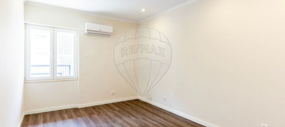 4 bedrooms Duplex in Lisbon, Portugal No. 330426 24