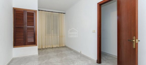 Moradia em banda T9 em Mahon, Spain N.º 10230 12