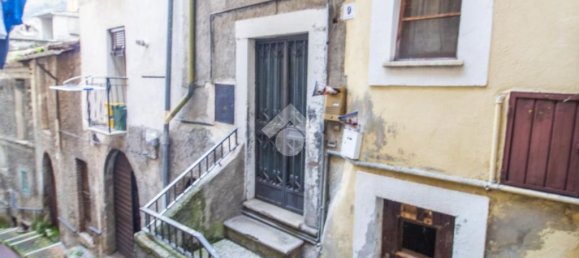 Apartamento de 2 dormitorios en Antrodoco, Italy No. 82823 13