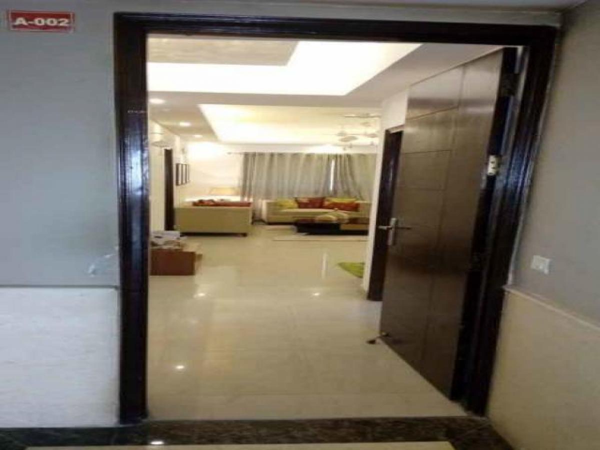 2 bedrooms House in Noida, India No. 26993