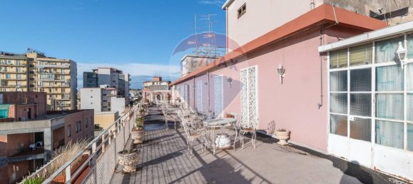 7 rooms Penthouse in Catania, Italy No. 34930 37