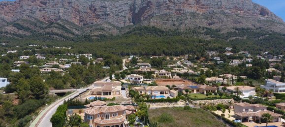 Вилла с 4 спальнями в Хавеа, Испания № 7525 13