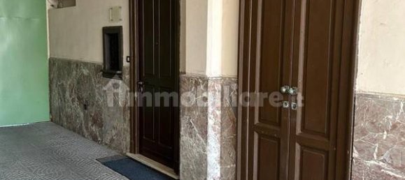 Oficina de 2 habitaciónes en Busto Arsizio, Italy No. 377093 7