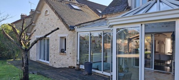 4 bedrooms House in Dourdan, France No. 140575 2