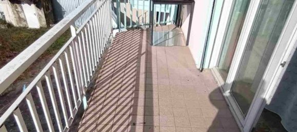 3 rooms Apartment in Meda, Italy No. 8525 2