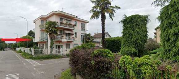 3 rooms Apartment in Meda, Italy No. 8525 22