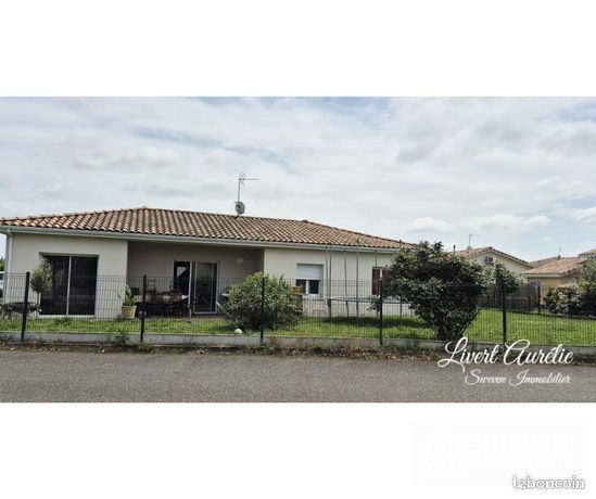 3 bedrooms House in Fontenilles, France No. 289099