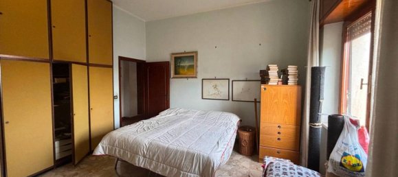 5 rooms Apartment in Grosseto, Italy No. 40159 14