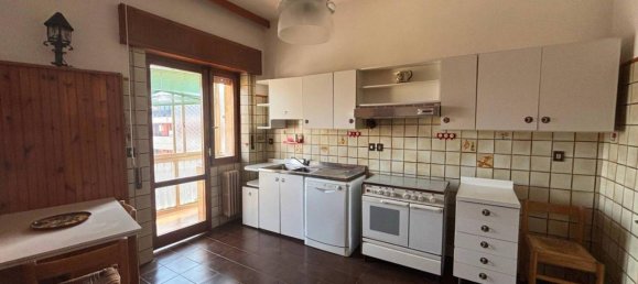 5 rooms Apartment in Grosseto, Italy No. 40159 7