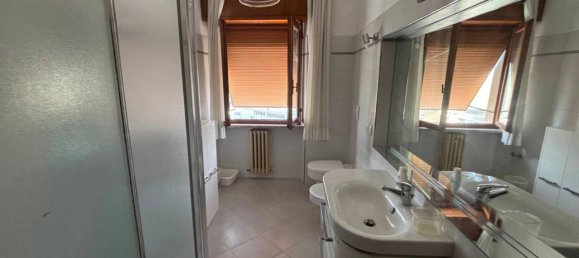 5 rooms Apartment in Grosseto, Italy No. 40159 16