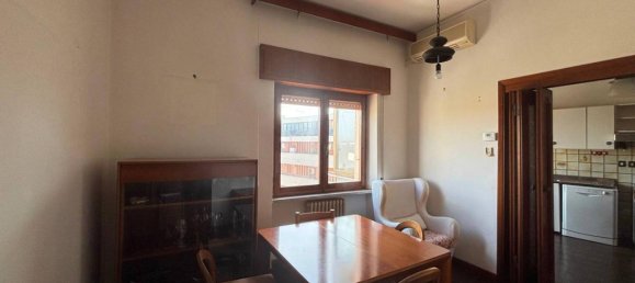 5 rooms Apartment in Grosseto, Italy No. 40159 5