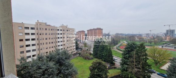 Квартира с 3 комнатами в Сеттимо Миланезе, Италия № 181223 4