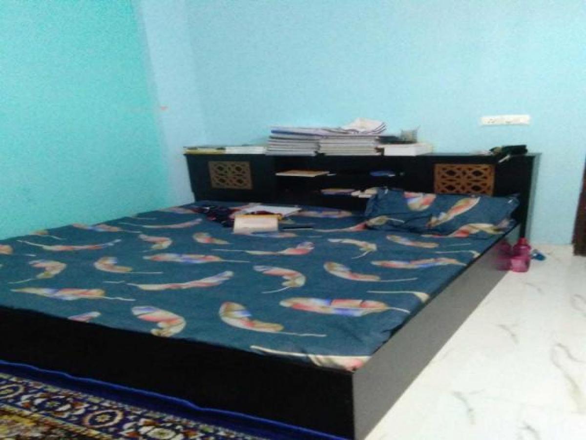 Casa T2 em Ghaziabad, India N.º 20893