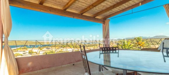 Penthouse T1 em Santa Teresa Gallura, Italy N.º 370166 14