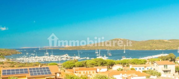 Penthouse T1 em Santa Teresa Gallura, Italy N.º 370166 13